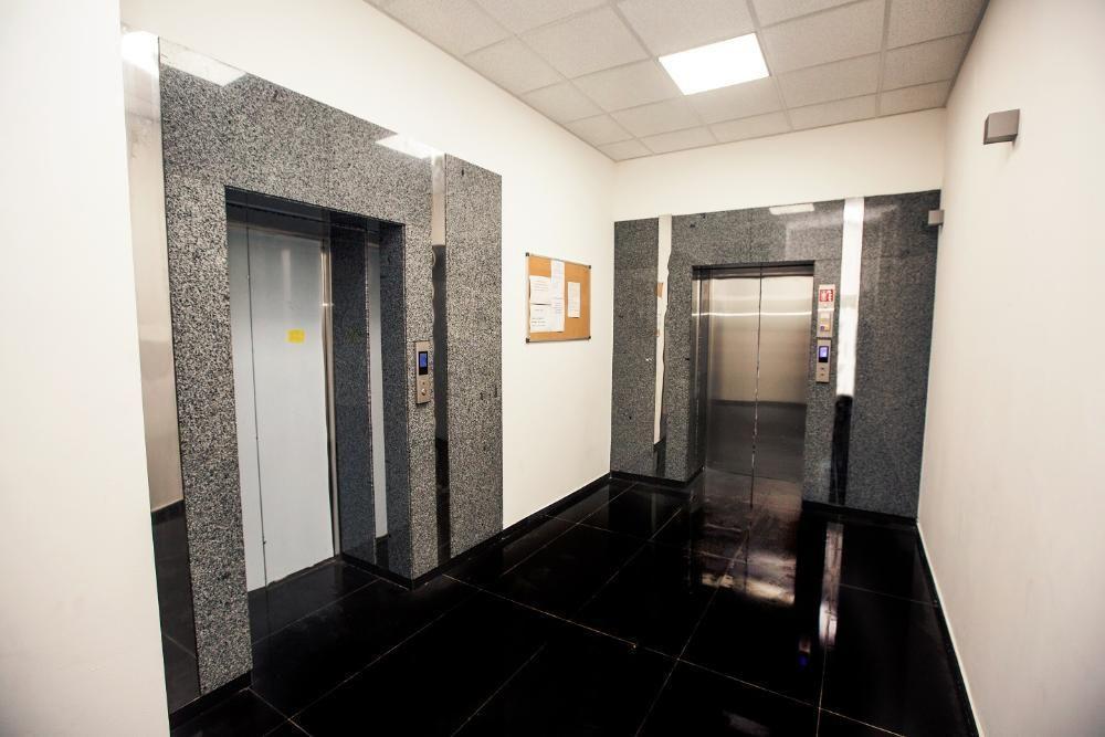 Smart-House Smart Kvartira S Kukhnei Vozle Metro. Kiev Exteriör bild